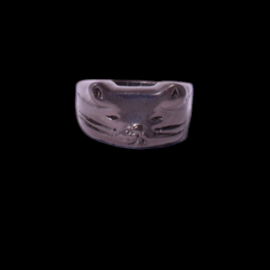 Gato negro anillo